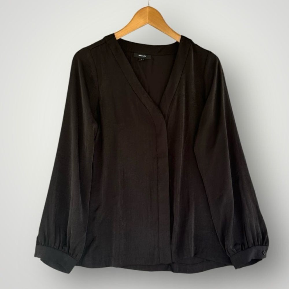 🎉5 for $45🎉Alfani Top Blouse Shirt Size S Black